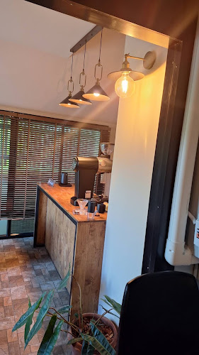 Awakening.cafe - การบริการอาหารและที่พัก