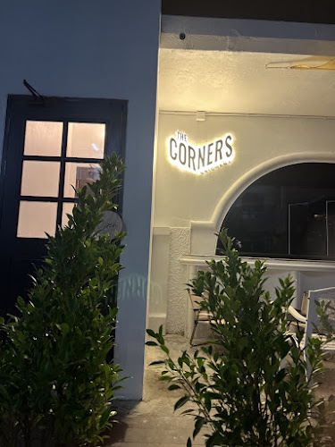 Comentarii opinii despre The Corners