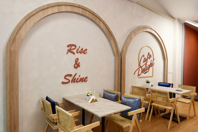 27 ถนน รัษฎา ตำบลตลาดใหญ่ อำเภอเมืองภูเก็ต ภูเก็ต 83000