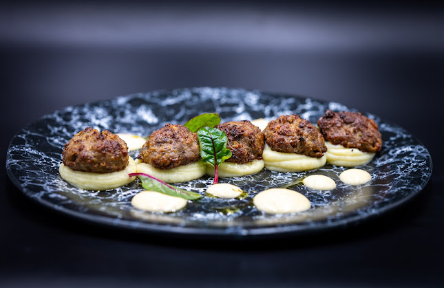 Opinii despre Cafe Blu Pattaya în อำเภอบางละมุง - การบริการอาหารและที่พัก