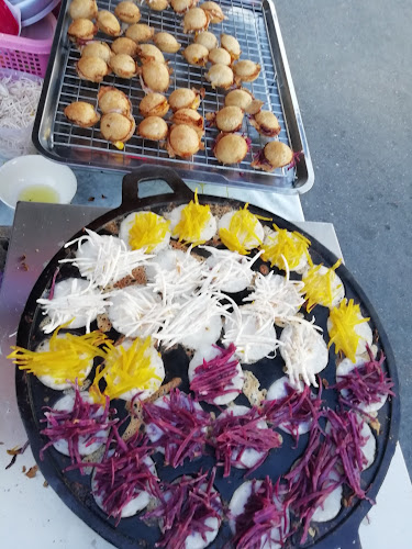 กล้วยปิ้ง​ นีม&มา - การบริการอาหารและที่พัก