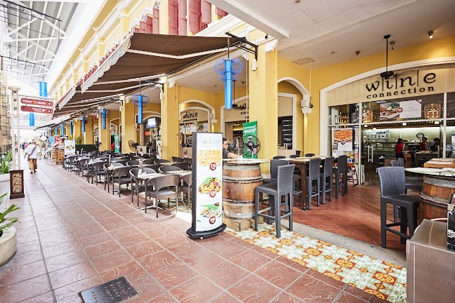 Wine Connection - อำเภอกะทู้