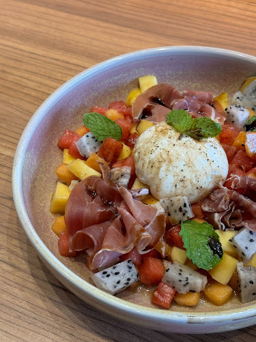 Eggsactly - เอ๊กแซ็คลี่ - อำเภอบางละมุง