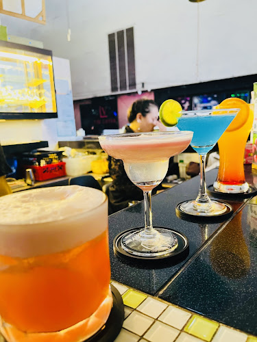 Opinii despre Lovely-Bar în อำเภอกะทู้ - การบริการอาหารและที่พัก