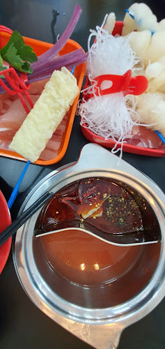 Opinii despre สุกี้บูมบูม 繁荣 หม่าล่าสายพาน พิษณุโลก în เมือง - การบริการอาหารและที่พัก