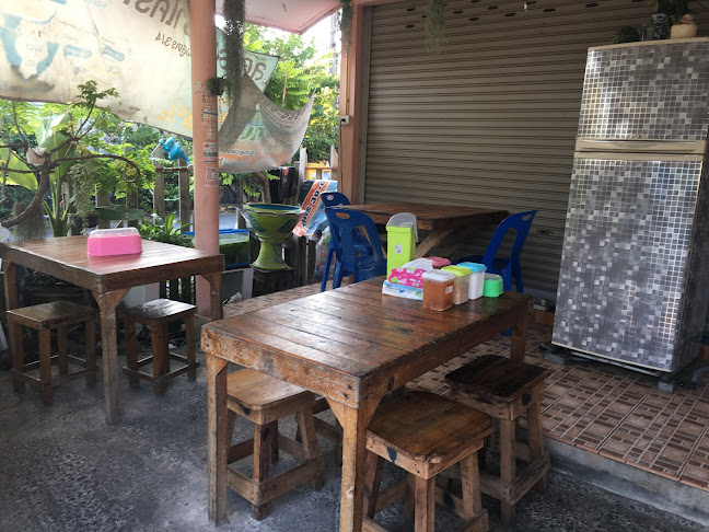 ร้านก๋วยเตี๋ยวเนื้อจัมโบ้