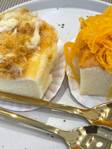 64, 2 ถ. ปฏิพัทธิ์ ตำบลตลาดเหนือ อำเภอเมืองภูเก็ต ภูเก็ต 83000