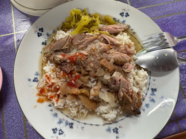 Comentarii opinii despre Mama Daeng