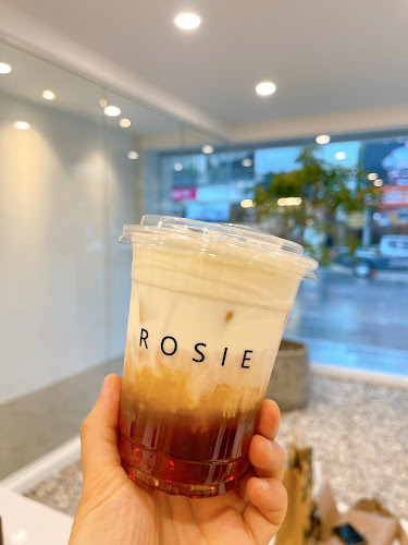 ROSIE.nak - การบริการอาหารและที่พัก