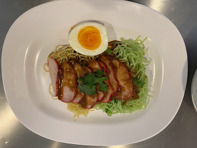 Opinii despre ข้าวมันไก่ชายพี în วัฒนา - การบริการอาหารและที่พัก