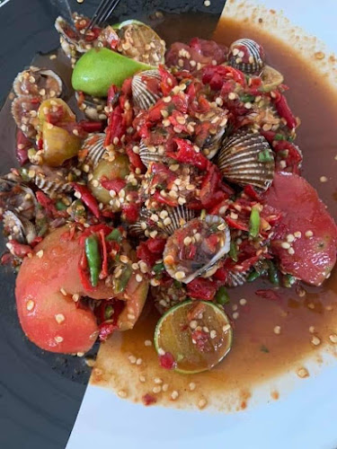 Opinii despre สวนผู้พันเมืองย่า ผู้พันตำแซ่บ în อำเภอเมืองนครราชสีมา - การบริการอาหารและที่พัก