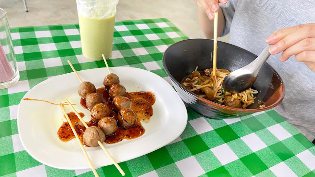 Opinii despre ร้านอาหารมุสลิม ถนิตาฮาลาล în อำเภอเมืองพะเยา - การบริการอาหารและที่พัก