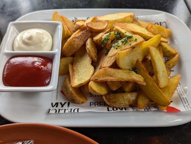 Beer Hubb (Pattaya Beach Road)