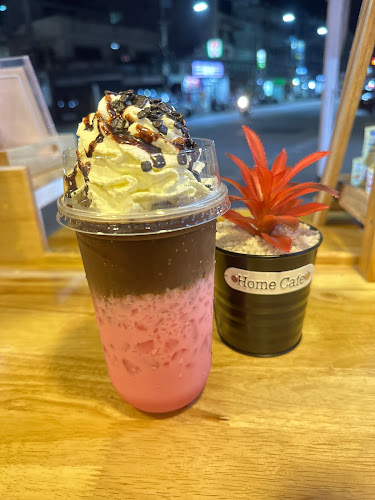 มุมปั่น cha&smoothie - การบริการอาหารและที่พัก