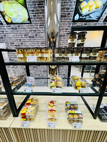 ร้านขนมปังโอชิน สาขานครสวรรค์ สาขา2 - การบริการอาหารและที่พัก