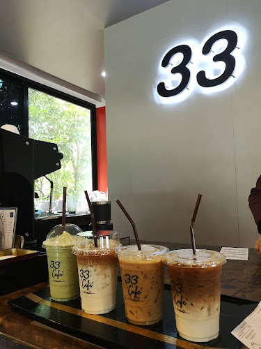 33Cafe Chantaburi บ้านริมน้ำ - การบริการอาหารและที่พัก
