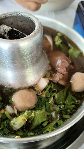 ก๋วยเตี๋ยวเนื้อลายหม้อไฟปากน้ำโพ