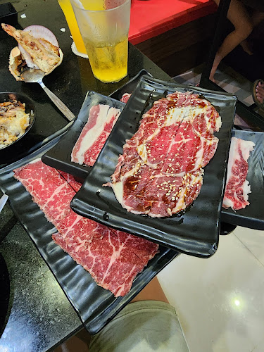 Umi Yaki Buffet - การบริการอาหารและที่พัก