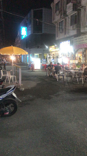 Opinii despre THE NEW Restaurant în อำเภอกะทู้ - การบริการอาหารและที่พัก