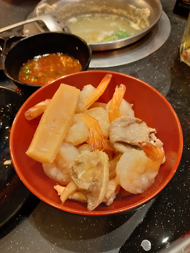 Opinii despre Shabushi The Walk Nakhonsawan în อำเภอเมืองนครสวรรค์ - การบริการอาหารและที่พัก