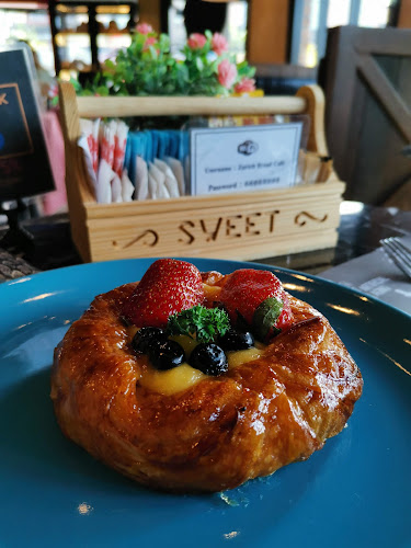 Zurich Bread Cafe - การบริการอาหารและที่พัก