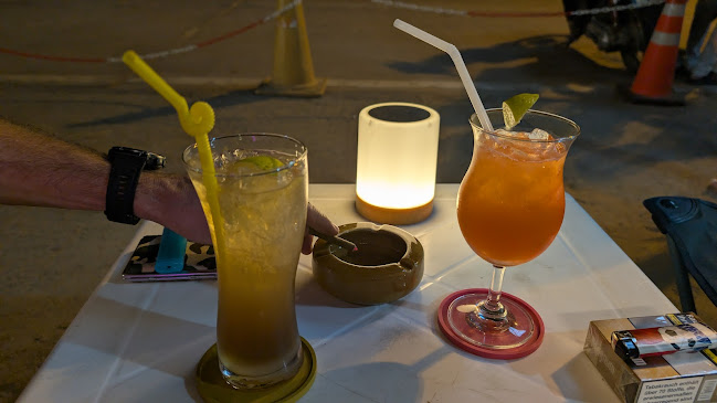 Opinii despre VW Bar Jomtien în อำเภอบางละมุง - การบริการอาหารและที่พัก