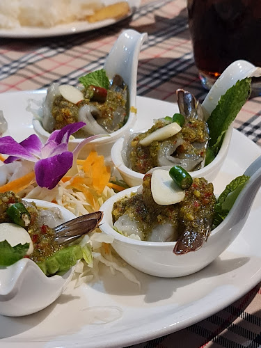 Comentarii opinii despre แพครูเอ็ม แพเจ้าพระยา