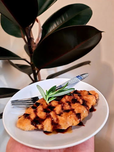 NEKO's CAFE - การบริการอาหารและที่พัก