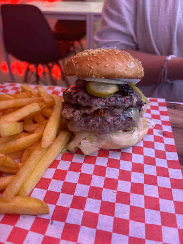 ตำบล, 20 ถ. พัทยาใต้ เมืองพัทยา อำเภอบางละมุง ชลบุรี 20150