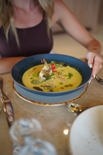 Opinii despre 7th Floor Restaurant & Bar în อำเภอถลาง - การบริการอาหารและที่พัก