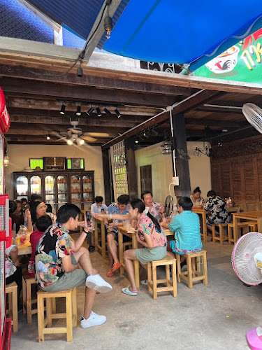 ก๋วยเตี๋ยวบ้านพิพิธภัณฑ์เกาะเกร็ด - การบริการอาหารและที่พัก