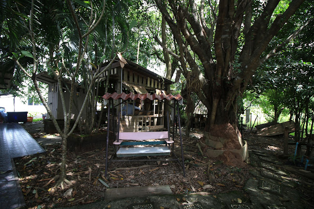 ถ. ตากสิน ตำบลวัดใหม่ อำเภอเมืองจันทบุรี จันทบุรี 22000