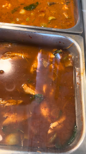 แกงป่าคุณหนุ่ม - การบริการอาหารและที่พัก