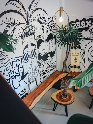 Comentarii opinii despre 1 AM Cafe