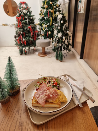 3574 ตำบลเชิงเนิน อำเภอเมืองระยอง ระยอง 21000