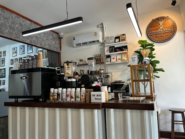 Opinii despre Street Cafe : Espresso bar în Mueang - การบริการอาหารและที่พัก
