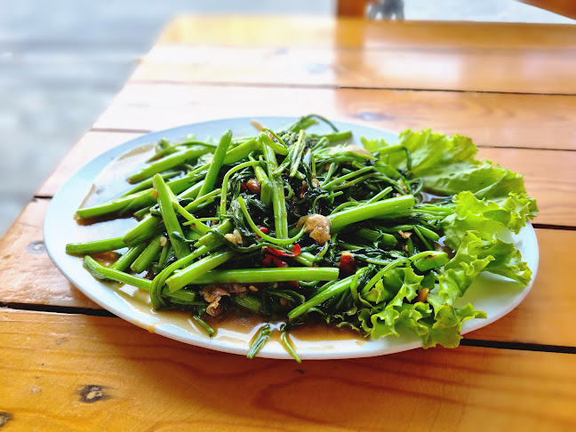 Nongploy Soi 3 - การบริการอาหารและที่พัก