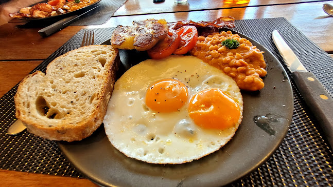 Comentarii opinii despre Uncle Toma's by Bakeology