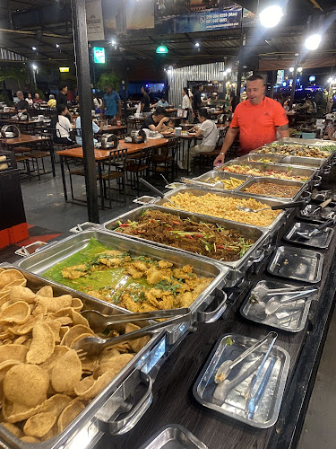 ร้านร่มโพธิ์ - อำเภอบางละมุง