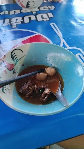 ก๋วยเตี๋ยวเรืออยุธยาสาขา 8 - การบริการอาหารและที่พัก