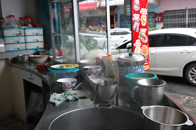 ร้านก๋วยเตี๋ยวเจ้หลั่น - อำเภอหาดใหญ่