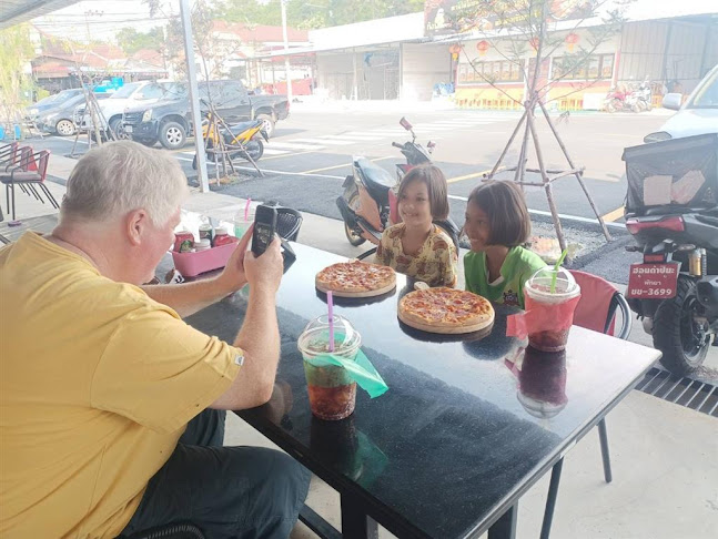 D&A PIZZA - การบริการอาหารและที่พัก