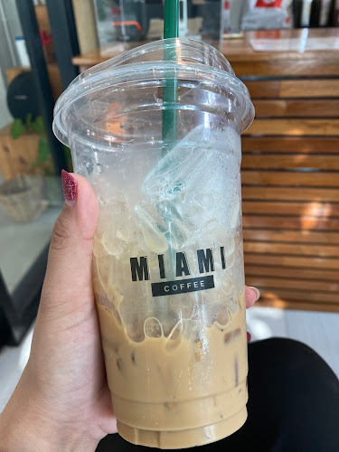 MIAMI.Coffee - การบริการอาหารและที่พัก