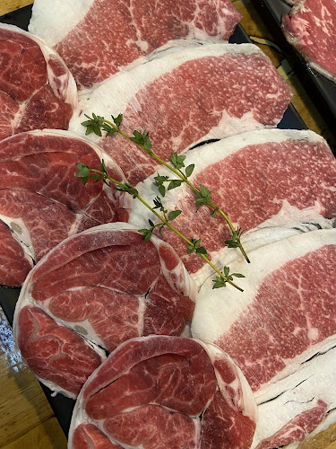 Comentarii opinii despre Kalasino กาลาสิโน-ปิ้งย่าง จิ้มจุ่ม โคขุนโพนยางคำ เบียร์วุ้น สาขาพัทยา