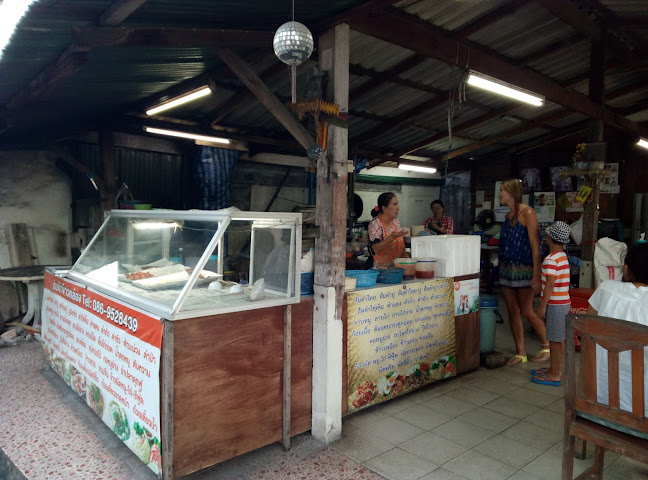 Opinii despre ส้มตำ และ อาหารตามสั่ง în อำเภอถลาง - การบริการอาหารและที่พัก