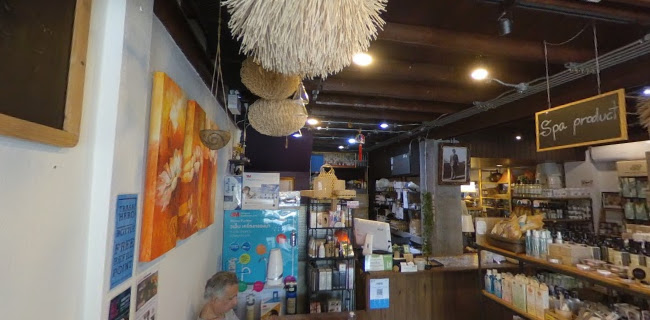 Samui Health Shop by Lamphu - การบริการอาหารและที่พัก