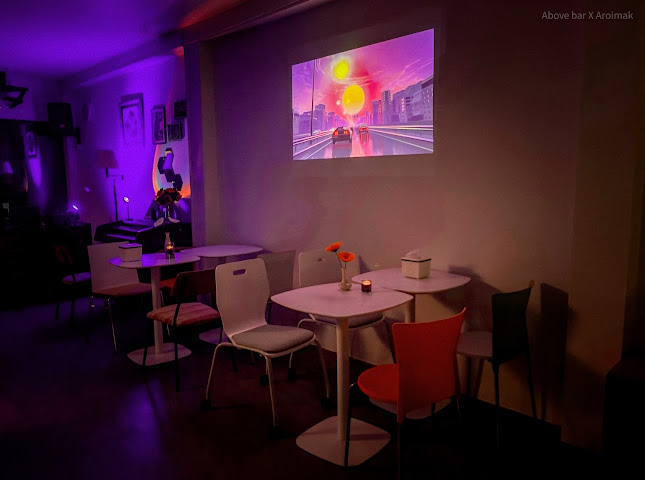 Comentarii opinii despre Above bar