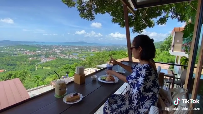 Phuket View Cafe - การบริการอาหารและที่พัก