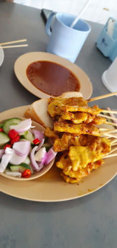 Comentarii opinii despre ลกเที้ยน ศูนย์รวมอาหารพื้นเมืองภูเก็ต