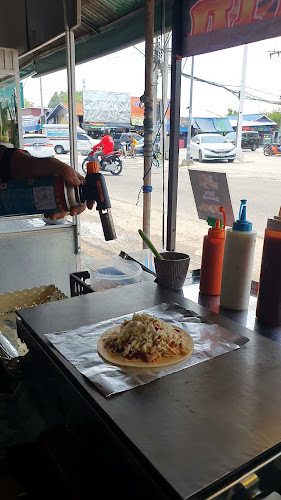 Opinii despre ร้านเฮงเฮง เคบับไก่ în อำเภอเมืองนครราชสีมา - การบริการอาหารและที่พัก